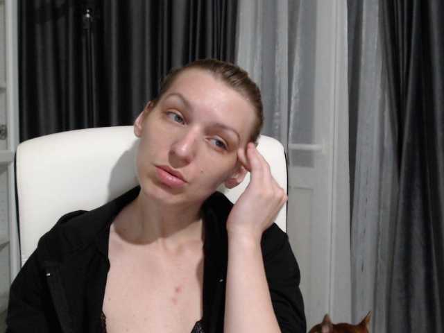 Фотографії Christine2020 Hello, dear misters! Come and lets have some fun together! Privates are Open!