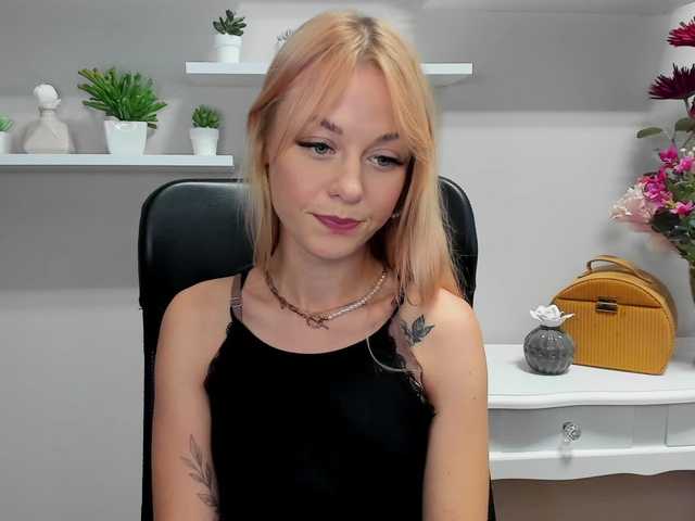 Скріншоти передачі CindyGlam