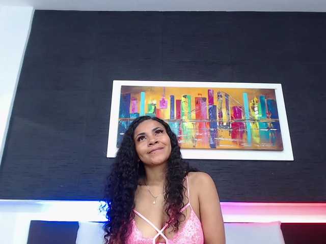 Фотографії CinthiaBrown Hello guys, I really horny today, let me know how would you like to fuck me/goal show/dildo ride/180tkn