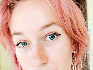 Еротичний відеочат lilbadgurl