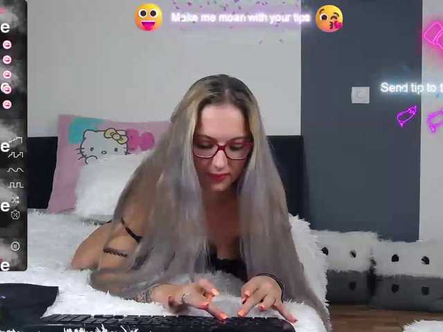 Скріншоти передачі ClaudiaBlondy