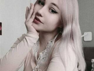 Еротичний відеочат CloutMama