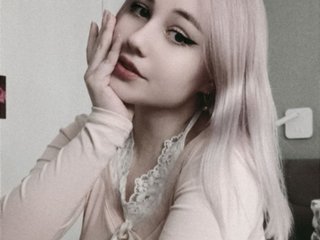 Еротичний відеочат CloutMama