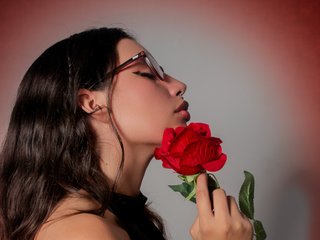 Еротичний відеочат CoralineSanchez