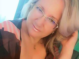 Еротичний відеочат Corynia