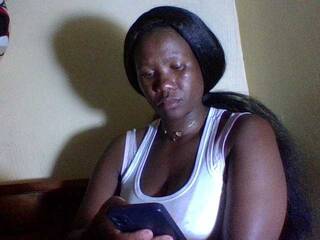 Еротичний відеочат Creamier25