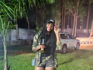 Еротичний відеочат Creamiesthick