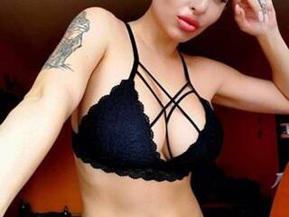 Еротичний відеочат CumInMeNowBBy