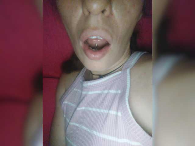 Фотографії CurlyHanna #horny#pircing#tongue#nipples#perfored#milf#