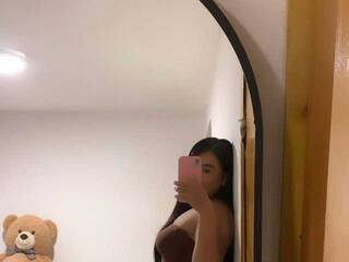 Еротичний відеочат Curvy-Cutie