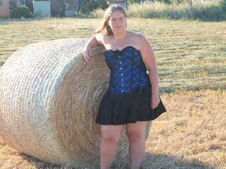 Еротичний відеочат curvyemma