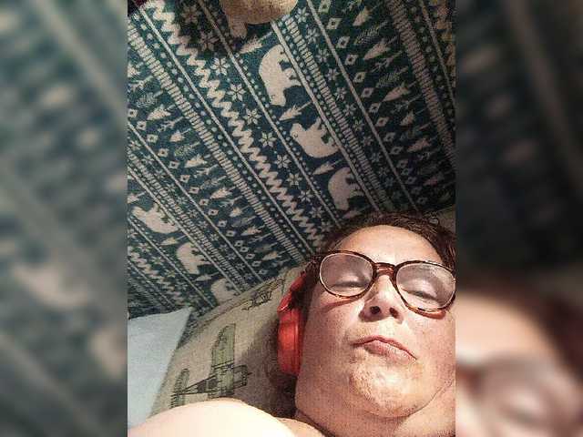 Скріншоти передачі CurvyMeg