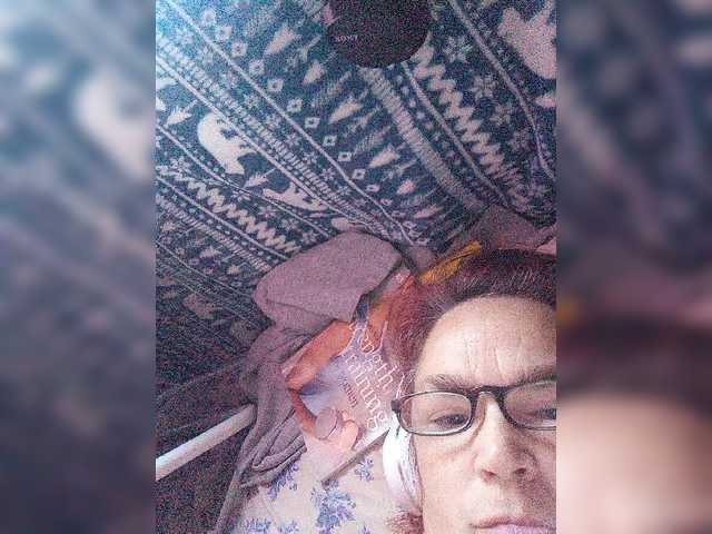 Скріншоти передачі CurvyMeg