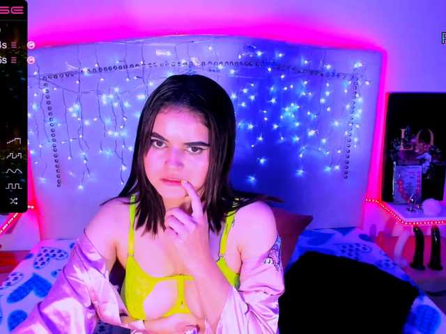 Фотографії Daliaaprilx Welcome guys, let's have fun show pussy 70, show boobs 60, show ass 50, dildo pussy 120, anal 300, deep Throat 100, squirt 300, naked 120.