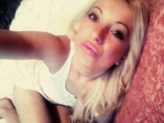 Еротичний відеочат dameokeanna