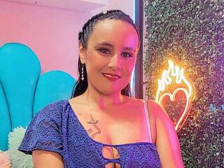 Еротичний відеочат danna-mature19