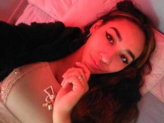 Еротичний відеочат danni-gomez