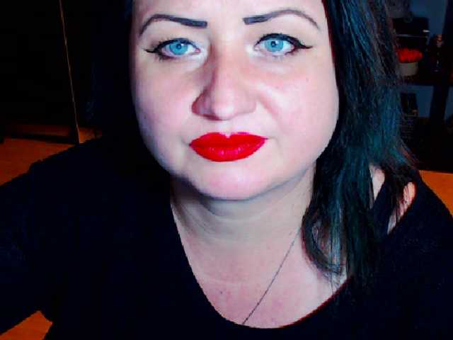 Скріншоти передачі KinkyDomina