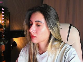 Еротичний відеочат DarlaBelle