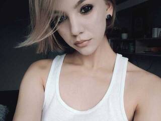 Еротичний відеочат DASHII