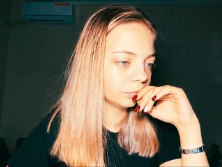 Еротичний відеочат DavinaHaddad