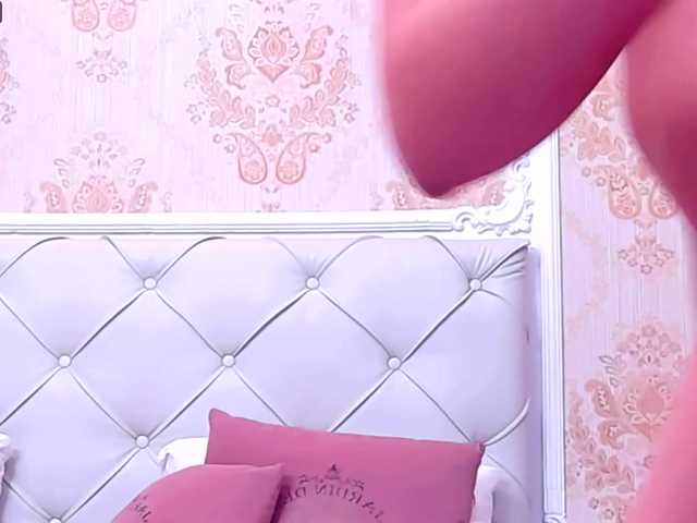 Скріншоти передачі DebraLust