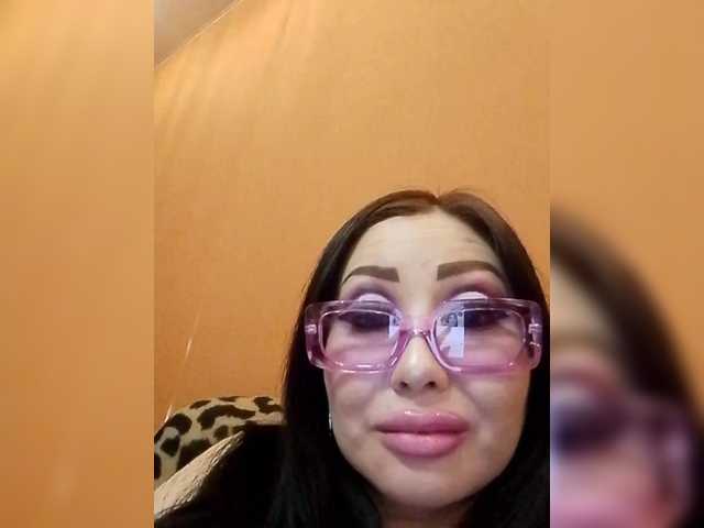 Скріншоти передачі DiamondKey