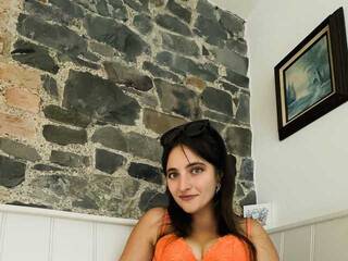 Еротичний відеочат DInaraXRose