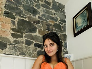 Еротичний відеочат DInaraXRose