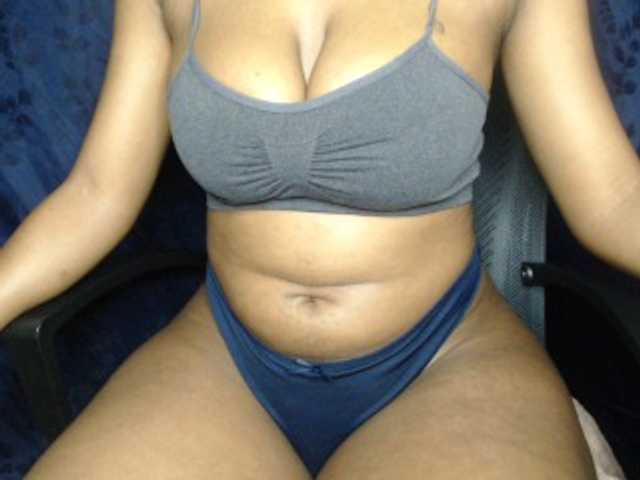 Фотографії DivineGoddes #squirt #cum #bigboobs #bigass #ebony #lush #lovense goal 2000 tks cum show❤️500 tks show boobs ❤️ 1000 tks flash pussy