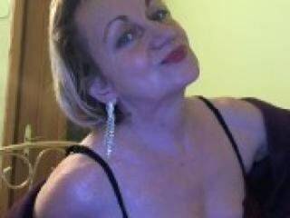 Еротичний відеочат doryforyou