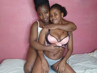 Еротичний відеочат EboniesBelle