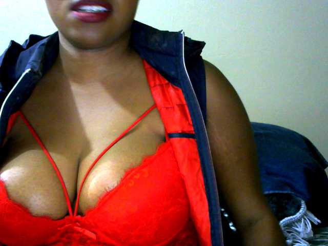 Скріншоти передачі EbonyBooty