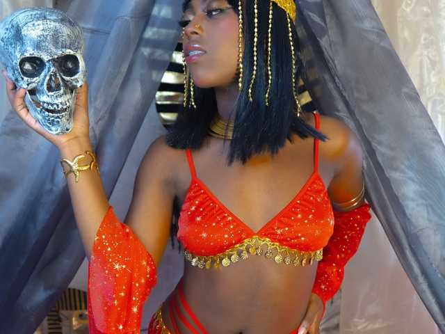 Фото профілю ebonydreams01