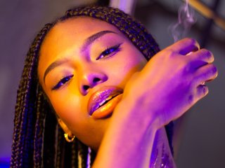 Еротичний відеочат Ebonymore06