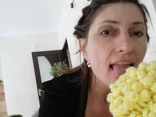 Еротичний відеочат Eleanesa