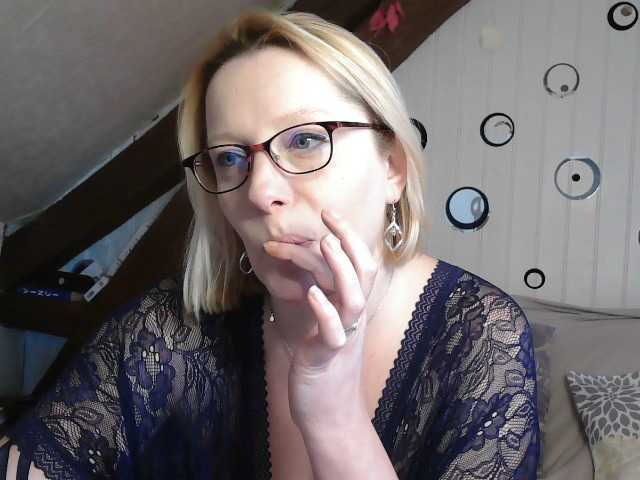 Скріншоти передачі EleannaRose