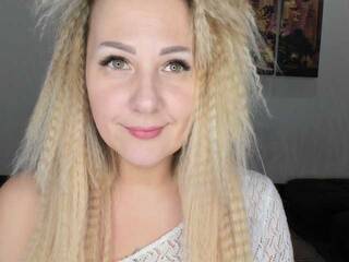 Еротичний відеочат EleanorDodson