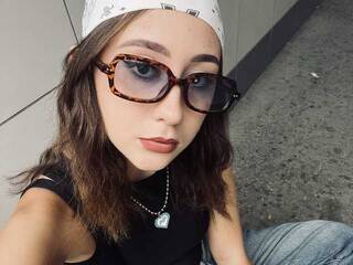 Еротичний відеочат ElizaDarleen