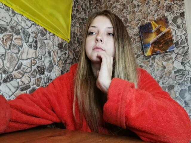 Скріншоти передачі EllaLaLovely