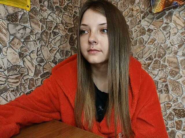 Скріншоти передачі EllaLaLovely