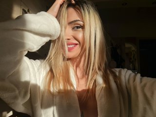 Еротичний відеочат EllyAniston