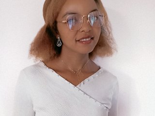 Еротичний відеочат ELODIE12