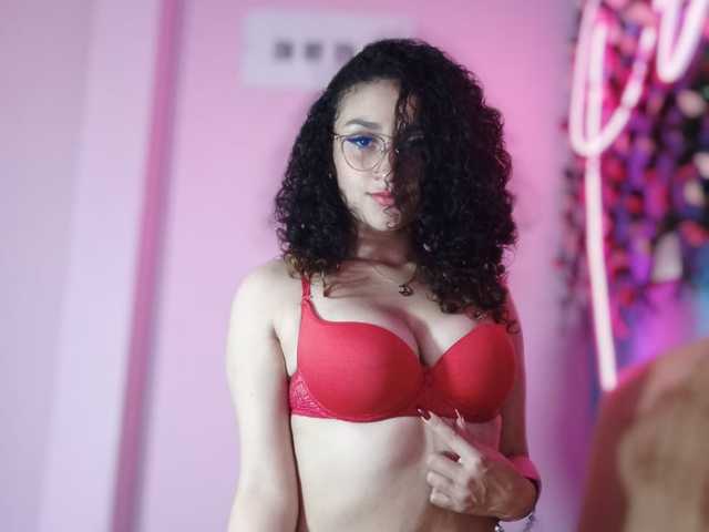 Фото профілю Ema-boobsy