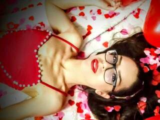 Еротичний відеочат EmaLowe