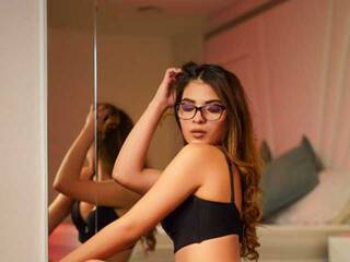 Еротичний відеочат Emili-Roose