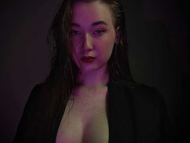 Фото профілю emilia-edwrds