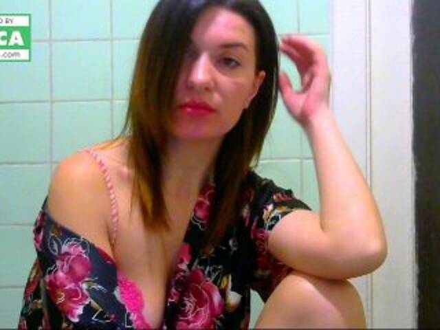 Скріншоти передачі emillly