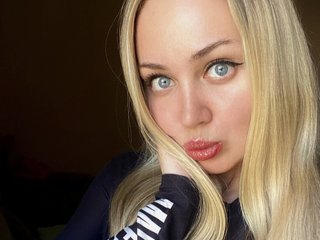 Еротичний відеочат EmillyaW1