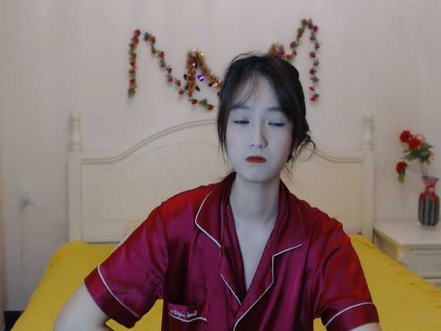 Скріншоти передачі Emily2a